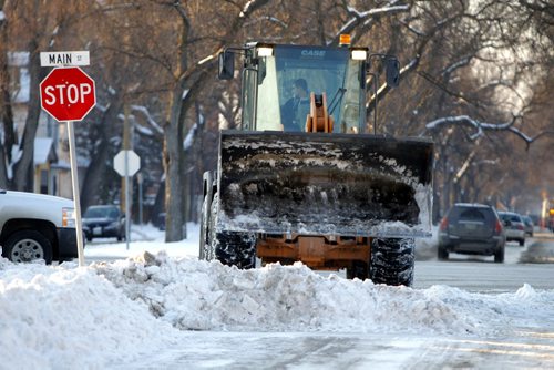 General snow clearing on Burrows Ave.  November 14, 2012  BORIS MINKEVICH / WINNIPEG FREE PRESS