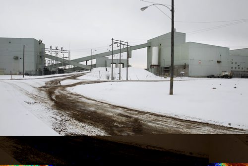 Hudbay Mining Complex in Snow Lake, Manitoba. Martin Cash story (WAYNE GLOWACKI/WINNIPEG FREE PRESS) Winnipeg Free Press  Nov. 14    2012