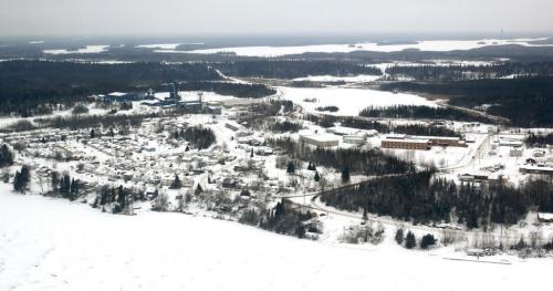 Aerial of Snow Lake, Manitoba. Martin Cash story (WAYNE GLOWACKI/WINNIPEG FREE PRESS) Winnipeg Free Press  Nov. 14    2012