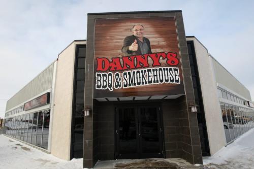 Dannys Whole Hog BBQ on Ellice Ave and Route 90-See Marion Warhaft food review- November 27, 2012   (JOE BRYKSA / WINNIPEG FREE PRESS)