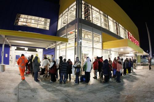 November 28, 2012 - 121128  -  People line up at the opening of IKEA Wednesday, November 28, 2012.  John Woods / Winnipeg Free Press