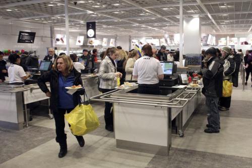 The IKEA restaurant fills up immediately after the grand opening of Winnipeg's IKEA Wednesday morning. 121128 - Wednesday, November 28, 2012 -  (MIKE DEAL / WINNIPEG FREE PRESS)