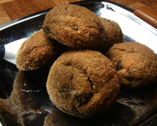 Food, 12 Days of Cookies. Chewy Chocolate-Chunk Ginger cookies.  Alison Gillmor story  (WAYNE GLOWACKI/WINNIPEG FREE PRESS) Winnipeg Free Press  Nov. 30   2012