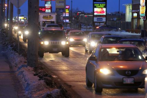 Traffic on St. James St. and St. Matthews Ave. December 6, 2012  BORIS MINKEVICH / WINNIPEG FREE PRESS
