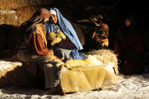 (L to R) Members of the Church of Latter-Day Saints perform a live Nativity pageant at the Forks Saturday, December 8, 2012. (John Woods/Winnipeg Free Press)