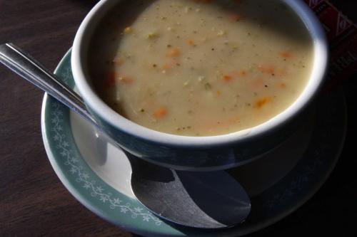 Fresh cream of brocolli soup at Sonyas 190 Henderson Hyw-  See Marion Warhaft review - December 11, 2012   (JOE BRYKSA / WINNIPEG FREE PRESS)