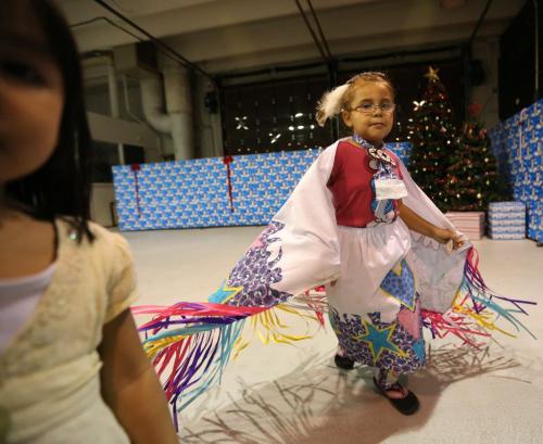 Callie Starr, 6, participates in a Kids Pow Wow Club, at the Ma Mawi Wi Chi Itata Centre, Wednesday, December 12, 2012. (TREVOR HAGAN/WINNIPEG FREE PRESS) - december 29 fyi