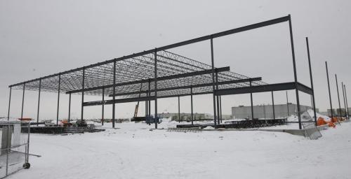 Construction continues on 152,000 sq ft Staples Canada distribution centre at 200 Discovery Place  Murray McNeill Äì Business story - KEN GIGLIOTTI / JAN. 18 2013 / WINNIPEG FREE PRESS