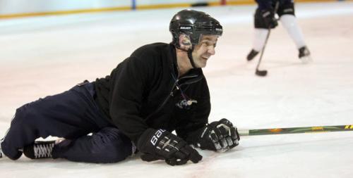 Head coach of  one of the most elite minor hockey league  teams the Junior Jets Garth Lancaster during one of their practice sessions  at the Maginot Arena. FYI story on minor hockey. See Randy Turner" story. Jan 13, 2013, Ruth Bonneville  (Ruth Bonneville /  Winnipeg Free Press)