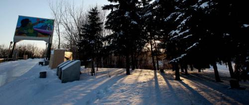 River Trail scenics........ WEATHER STAND-UP January 23, 2013 - (Phil Hossack / Winnipeg Free Press)