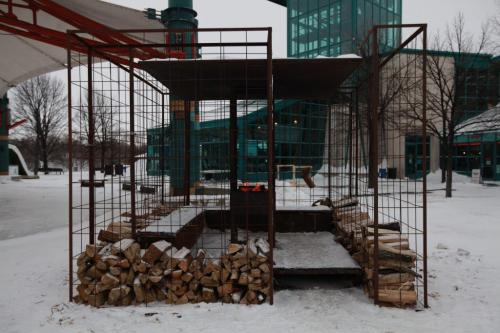 Warming huts created by architecture students will be moved onto the Forks River Trail this weekend. Wood Pile hut. Jan 24, 2013, Ruth Bonneville  (Ruth Bonneville /  Winnipeg Free Press)