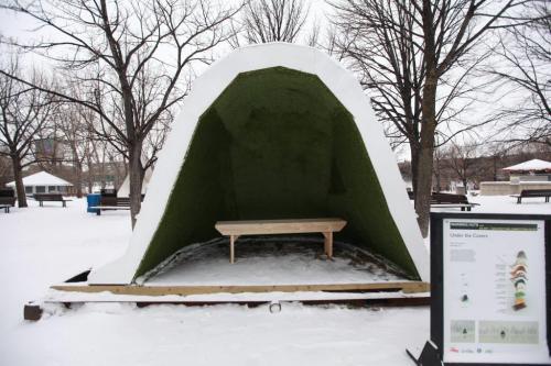 Warming huts created by architecture students will be moved onto the Forks River Trail this weekend. Under the Covers hut. Jan 24, 2013, Ruth Bonneville  (Ruth Bonneville /  Winnipeg Free Press)