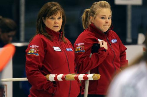 Katie Spencer and her mom Barb (left) at the Tournament of Hearts in Stonewall Thursday afternoon. January 24, 2013 - (Phil Hossack / Winnipeg Free Press)