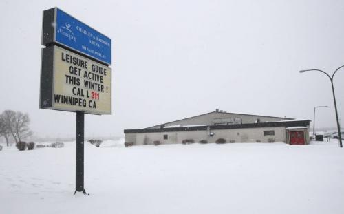 Charles Barbour Arena at 500 Nathaniel St.- River Heights community club is proposing to buy the arena for $1 and tear it down to build  a two-rink complex.-See Jen Skerritt story- January 14, 2013   (JOE BRYKSA / WINNIPEG FREE PRESS)