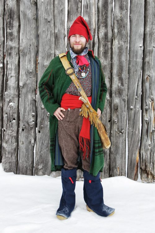 Daniel Pohl is dressed as a traditional Voyageur. 130206 February 6, 2013 Mike Deal / Winnipeg Free Press