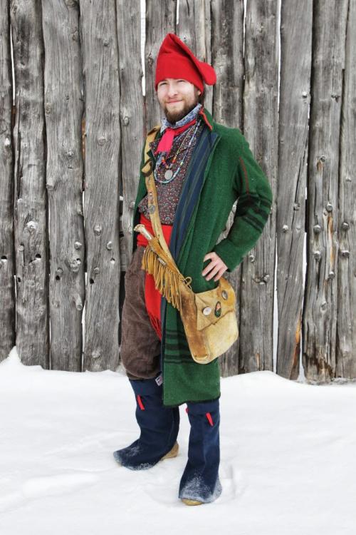 Daniel Pohl is dressed as a traditional Voyageur. 130206 February 6, 2013 Mike Deal / Winnipeg Free Press
