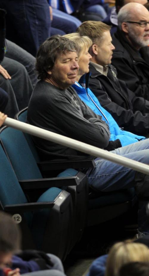 Section 117, row 12 seats 3 and 4 are occupied .......See story....February 12, 2013 - (Phil Hossack / Winnipeg Free Press)