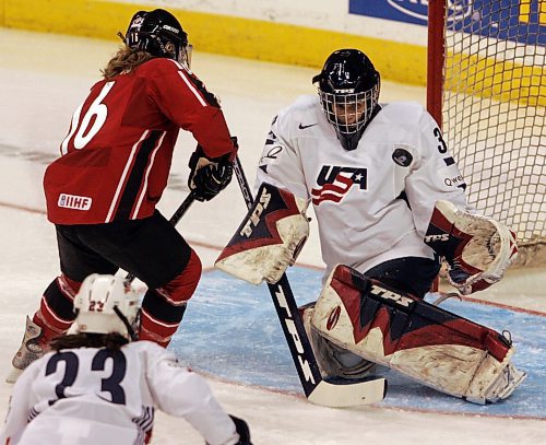 BORIS MINKEVICH / WINNIPEG FREE PRESS  070410 Canada vs USA gold medal game. First Period action.