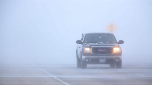 Blowing snow caused poor visibility on the North Perimeter, February 18, 2013. (TREVOR HAGAN/WINNIPEG FREE PRESS)