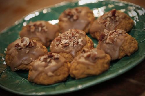 February 18, 2013 - 130218  - Pumpkin cookies with brown sugar glaze for Recipe Swap photographed Monday February 18, 2013. John Woods / Winnipeg Free Press
