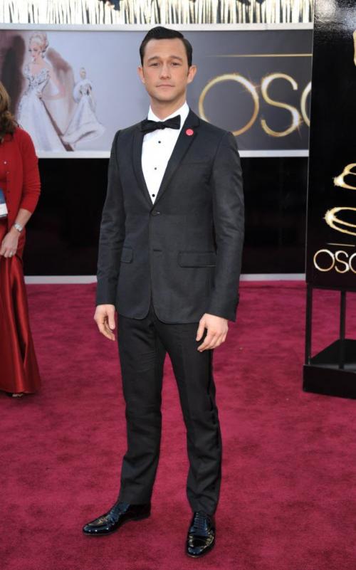 Actor Joseph Gordon-Levitt arrives at the Oscars at the Dolby Theatre on Sunday Feb. 24, 2013, in Los Angeles. (Photo by John Shearer/Invision/AP)