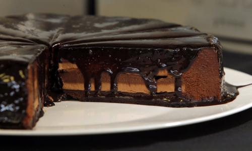 Restaurant review Cafe Ce Soir at 937 Portage Ave. Death by chocolate. Feb 26, 2013  BORIS MINKEVICH / WINNIPEG FREE PRESS
