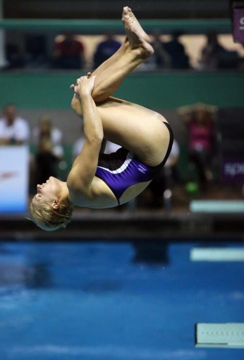 Aimee Harrison, from Winnipeg, competes in the Womens Open 3M Diving Finals of the 2013 Winter Senior Nationals at Pan Am Pool, Sunday, March 3, 2013. (TREVOR HAGAN/WINNIPEG FREE PRESS)