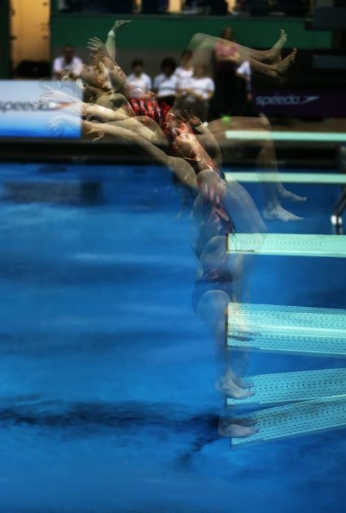 Teya Syskakis, from Edmonton, Ab, competes in the Womens Open 3M Diving Finals of the 2013 Winter Senior Nationals at Pan Am Pool, Sunday, March 3, 2013. (TREVOR HAGAN/WINNIPEG FREE PRESS)