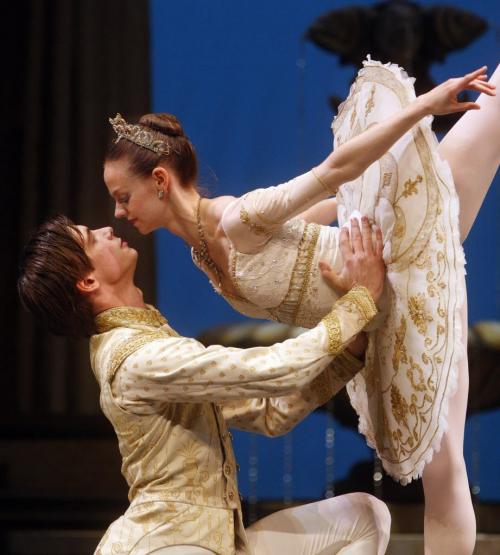 RWB Äì Royal  Winnipeg Ballet media call for Marius  Petipa choreographed with music by  Tchaikovsky's Sleeping Beauty , held at the Winnipeg Concert Hall ,running Mar 6 -10 , in pic from Act 3  principal dancer Jo-Ann Sundermeier as Princess Aurora and first soloist Oleksii Potomkin ( this is correct with k ,some RWB Nr says Olexsii) as the Prince Desire in a pas de deux KEN GIGLIOTTI / Mar. 5 2013 / WINNIPEG FREE PRESS