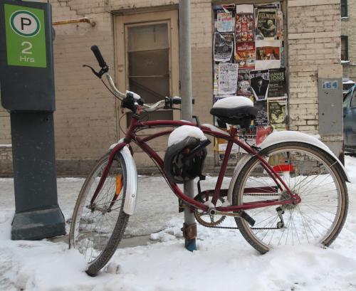 2 Hour parking- A bicycle parked in the Exchange District of Winnipeg Thursday  Standup photo- March 07, 2013   (JOE BRYKSA / WINNIPEG FREE PRESS)
