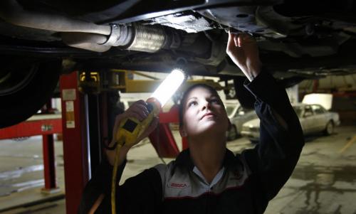 Women in the Auto Industry.  Jessica Rear, Automotive Technician at Crown Honda.  Steph Crosier story.   WAYNE GLOWACKI/ WINNIPEG FREE PRESS) WINNIPEG FREE PRESS  March 7 2013