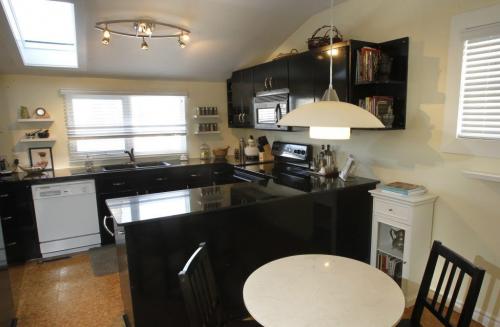 Homes.Resale. The house is at  278 Berry Street in St. James.  Kitchen, with skylight. The realtor is Shona Scappaticci.  Todd Lewys story (WAYNE GLOWACKI/WINNIPEG FREE PRESS) Winnipeg Free Press March 21 2013