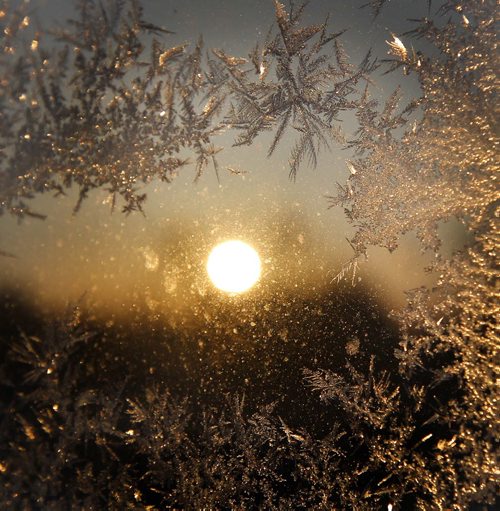 Frosty morning-The morning sun illuminates frost on a window in the Forks parade Wednesdaystandup photo- March 27, 2013   (JOE BRYKSA / WINNIPEG FREE PRESS)