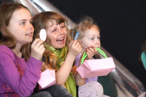 The Western Canadian Aviation Museum was host to hundreds of little egg hunters of all ages Saturday morning for their  annual Easter Egg Hunt. Names from left - Ariana Huff -9yrs, Taryn Bryski - 7rys and Laryn Bryski - 3 yrs.  Standup Photo Photography Ruth Bonneville  Ruth Bonneville /  Winnipeg Free Press)