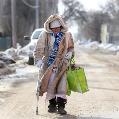 Chilly Morning Winnipegers woke up to -15C temperatures including this woman who was walking on Pacific Ave Wednesday morning-standup photo- April 10, 2013   (JOE BRYKSA / WINNIPEG FREE PRESS)