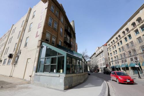 The Albert Diner, Friday, April 26, 2013. (TREVOR HAGAN/WINNIPEG FREE PRESS)