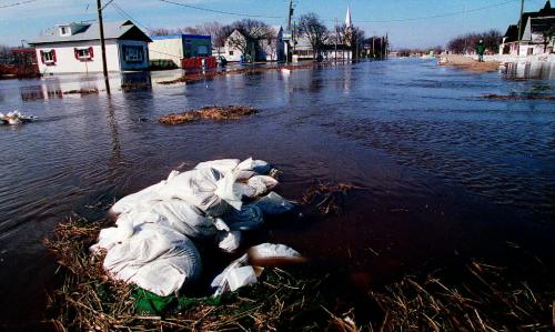 FLOOD OF 1997 photo winnipeg free press