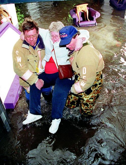 FLOOD OF 1997 photo winnipeg free press