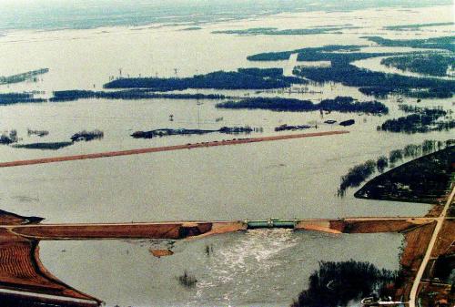 FLOOD OF 1997 photo winnipeg free press