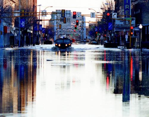 FLOOD OF 1997 photo winnipeg free press