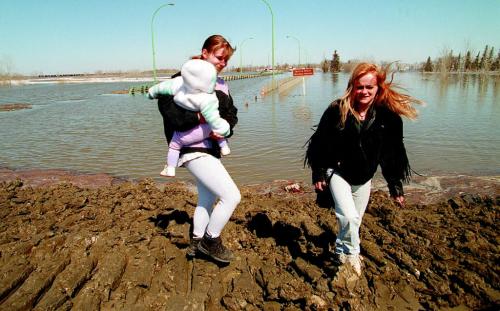 FLOOD OF 1997 photo winnipeg free press