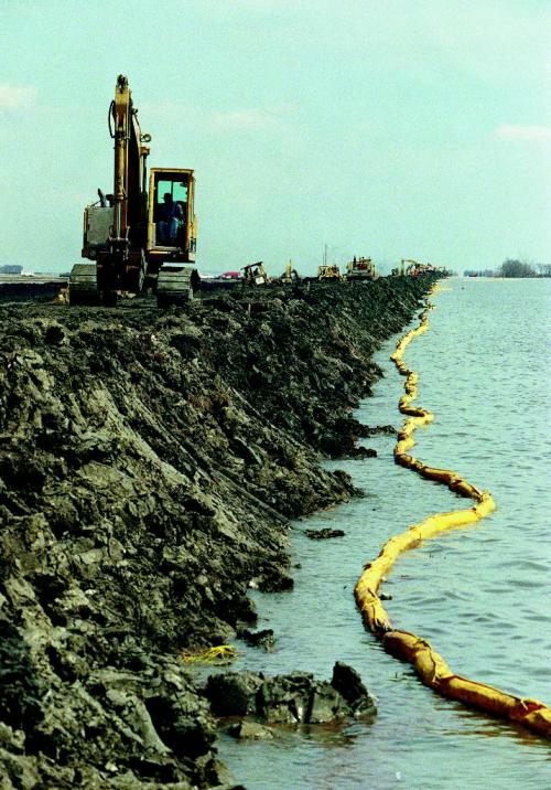 FLOOD OF 1997 photo winnipeg free press