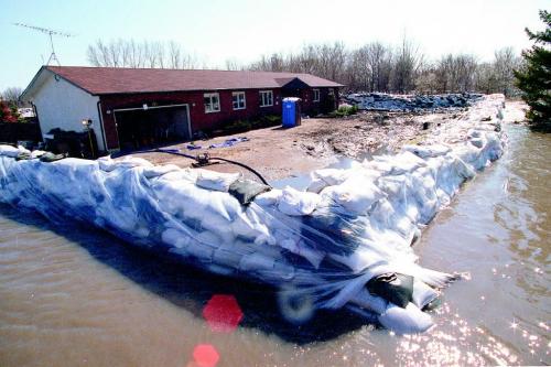 FLOOD OF 1997 photo winnipeg free press