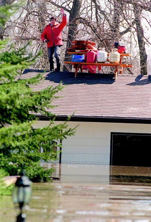 FLOOD OF 1997 photo winnipeg free press