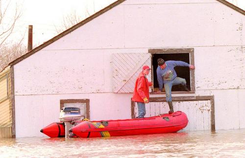 FLOOD OF 1997 photo winnipeg free press