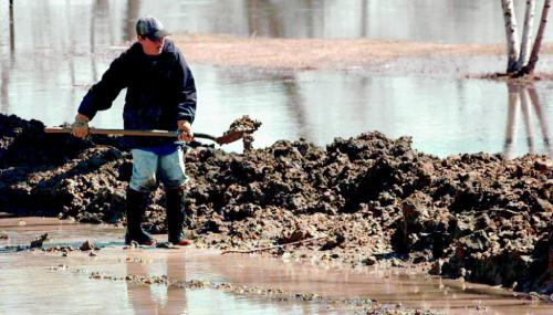 FLOOD OF 1997 photo winnipeg free press