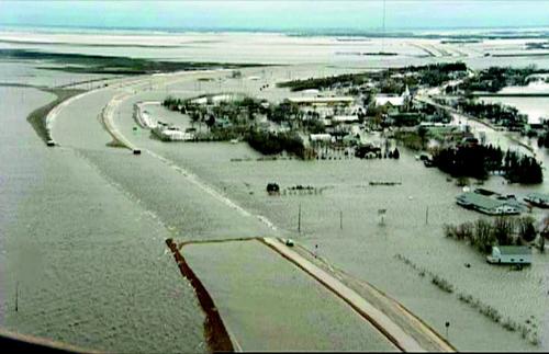 FLOOD OF 1997 photo winnipeg free press