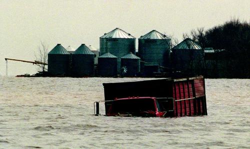 FLOOD OF 1997 photo winnipeg free press