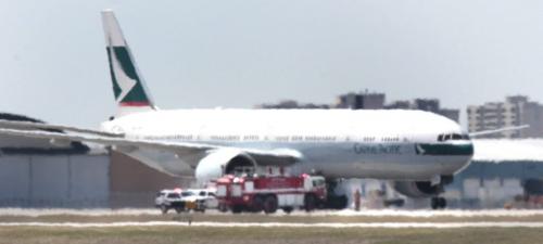 A Cathay Pacific plane heading from Hong Kong to Chicago was diverted to Winnipeg  after an "indicator light" came on alerting the flight crew to a possible fire. None was found. Ashley Prest  story  (WAYNE GLOWACKI/WINNIPEG FREE PRESS) Winnipeg Free Press May 9 2013