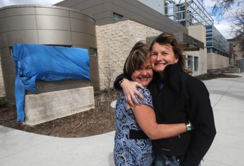 Lisa Shaw,right, recovered mental health patient  with sister Lynda Shaw outside new mental health ER at HSC on  Bannatyne- May 10, 2013   (JOE BRYKSA / WINNIPEG FREE PRESS)